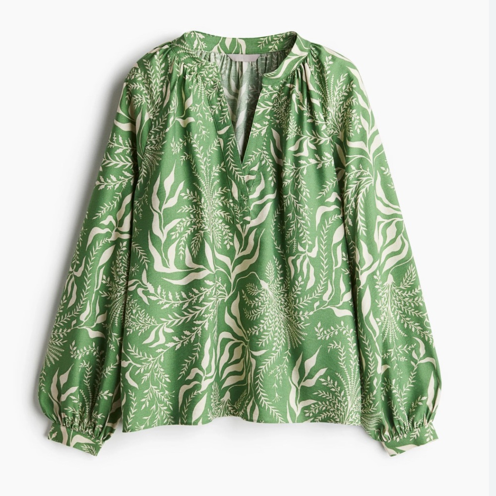 H&M Green and Cream Botanical Print Blouse